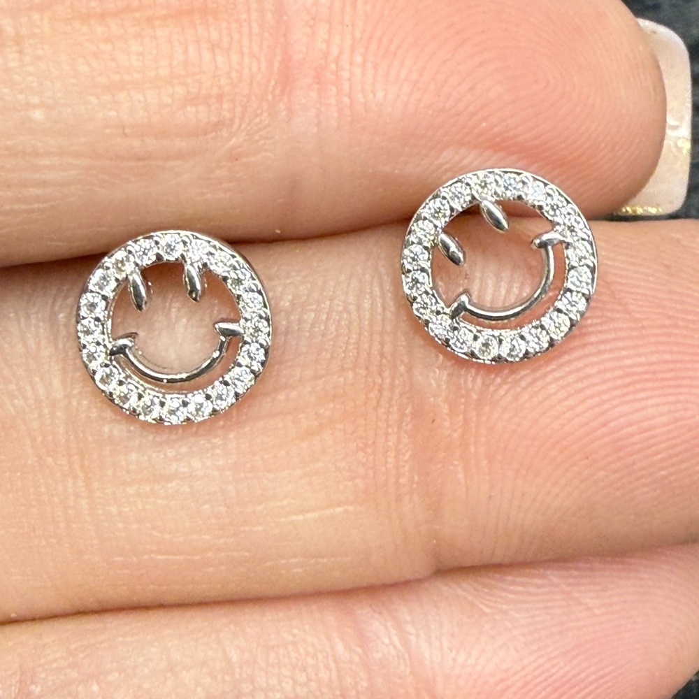 Chic Silver Smiley Earrings